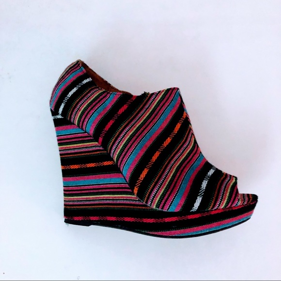 Charlotte Russe Shoes - CHARLOTTE RUSSE enrich multicolored fabric wedge 9
